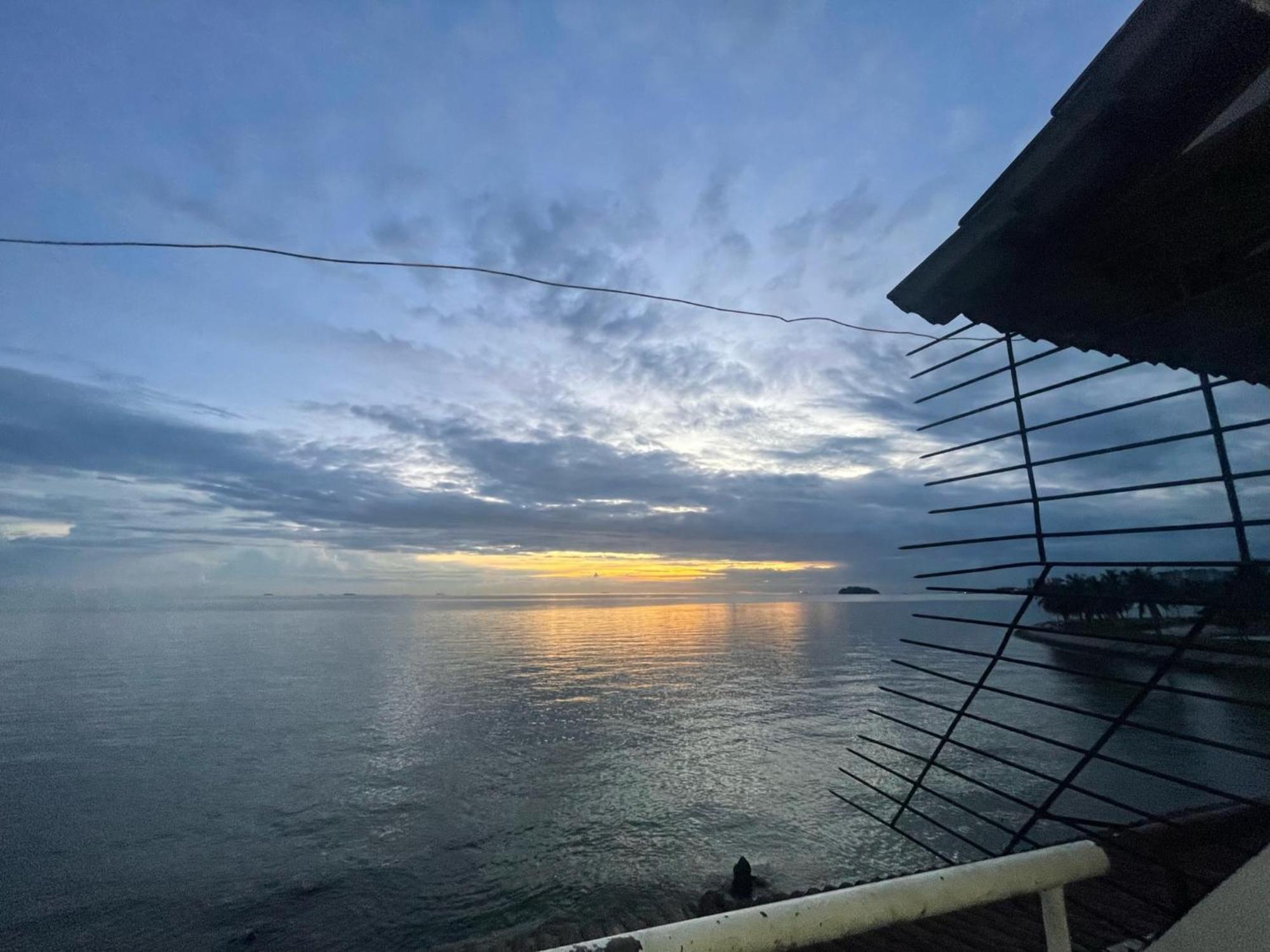 Santaian Pantai Leilighet Port Dickson Eksteriør bilde